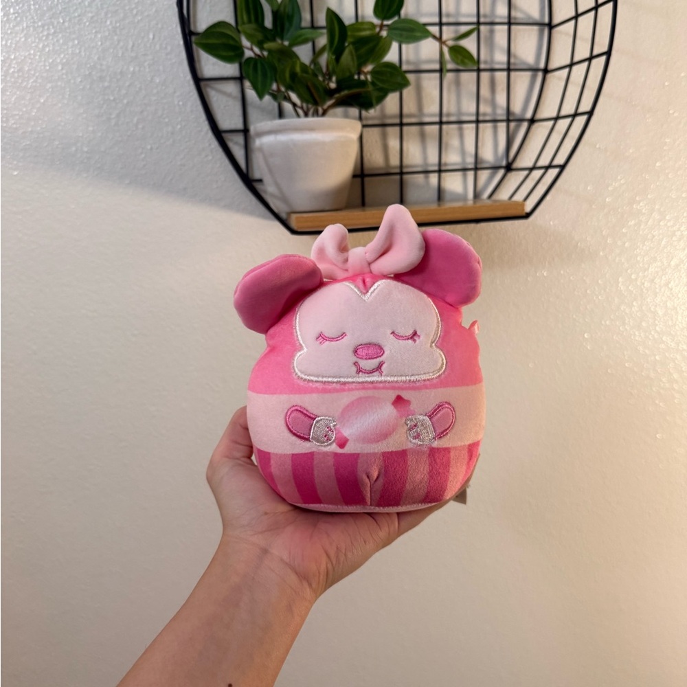 Pink Minnie Mouse round plushie